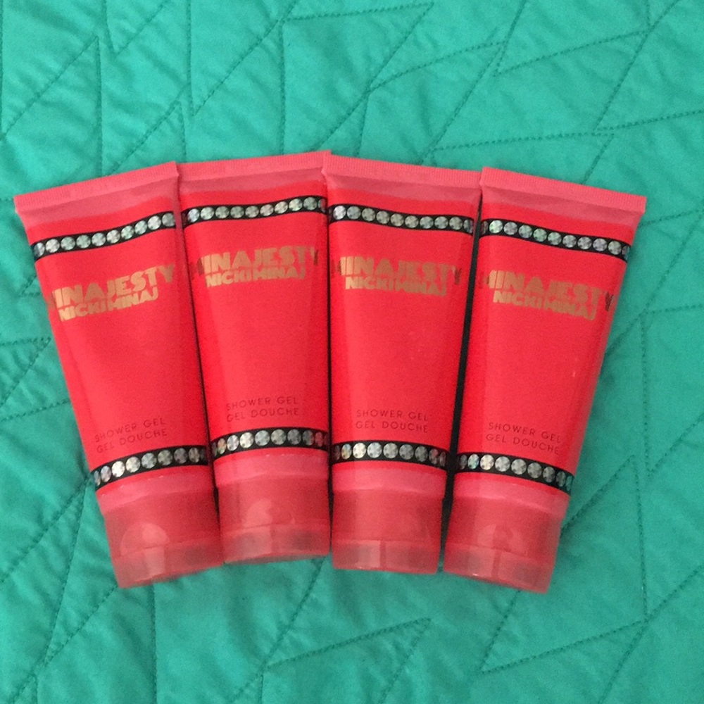 Nicki Minaj Minajesty Shower Gel